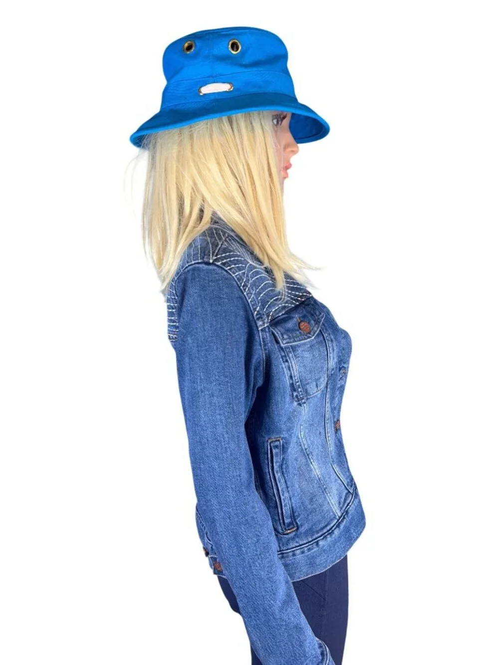 New Tilley T1 Iconic Bucket Hat Medium 7 1/4 Bright Blue Unisex MSRP$109